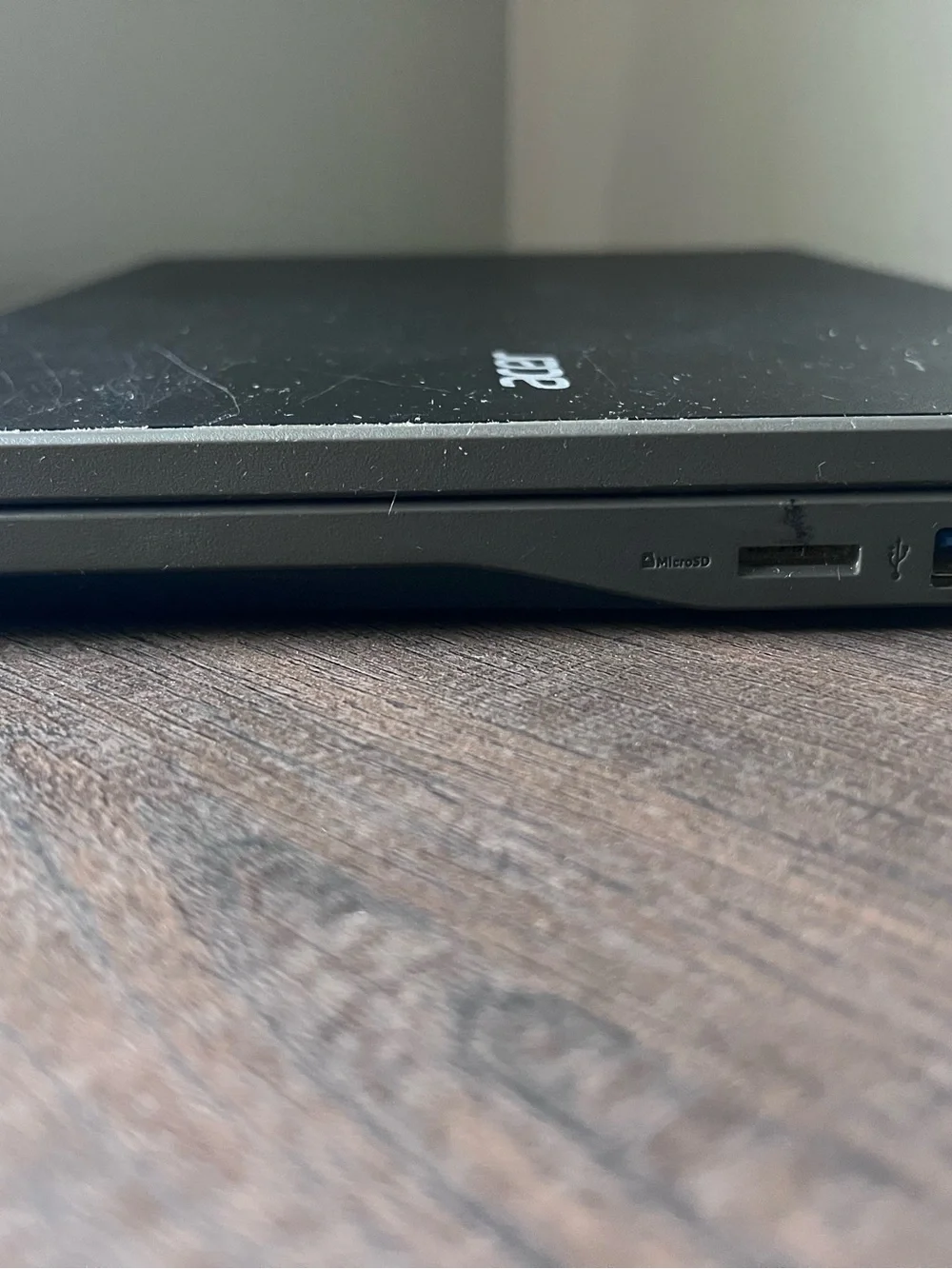 Acer Chromebook 11 - Black Compact Chrome Laptop **no charger** great for kids